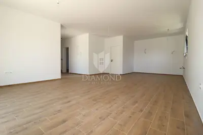 Dvojna kuća 138 m², Poreč okolica, bazen i okućnica - 6