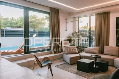 House 200 m², Vodice - contemporary design and pool - 13