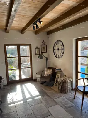 Wunderschönes rustikales Haus mit Pool und kleinerem Gebäude - 3