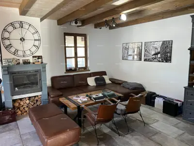 Wunderschönes rustikales Haus mit Pool und kleinerem Gebäude - 5