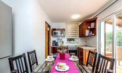 Kuća 100 m², Vrbnik, prvi red do mora - 7