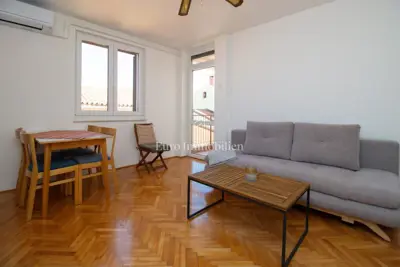 Stan 43 m², Novigrad centar - balkon i pogled na more - 2