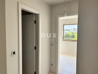 Apartment 100.5 m², Tribunj - sea view and covered terrace - 13