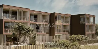 KRALJEVICA | MODERNA NOVOGRADNJA, 30m OD MORA