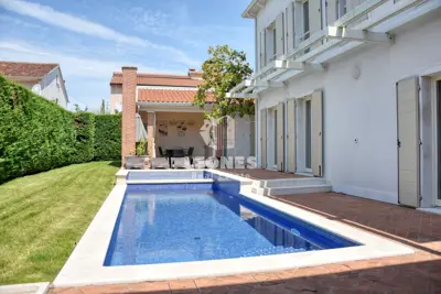 Haus zum Kauf in Vabriga, 200 m² - 19