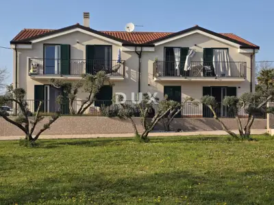 House 280 m², Materada - 4 apartments and 8 bedrooms