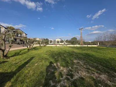 House 280 m², Materada - 4 apartments and 8 bedrooms - 17