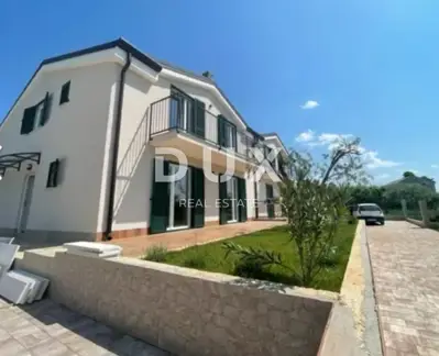House 280 m², Materada - 4 apartments and 8 bedrooms - 6