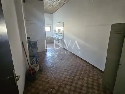 Zagreb, Gračani, poslovna zgrada 3249 m² uredsko-skladišno-proizvodne - 15