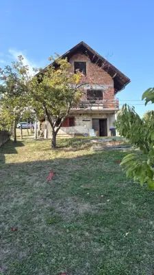 Perjavica - building plot 1,477 m² with house - 6