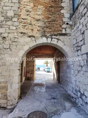 Kamena kuća 52 m², Kaštela - 70 m od mora - 10