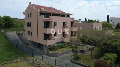 Haus 658 m², Diklo - 10 Apartments und 3 Garagenplätze