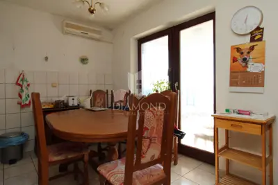Wohnung in Crikvenica, Terrasse mit Meerblick - 9
