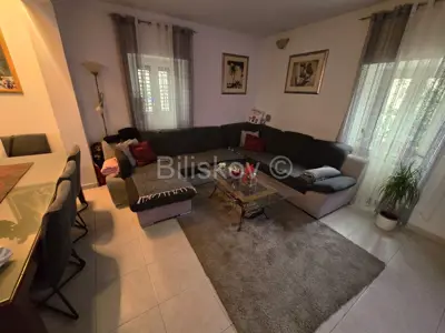 Kamena kuća 150m², Kaštel Kambelovac – 40m od mora, 3 etaže - 2