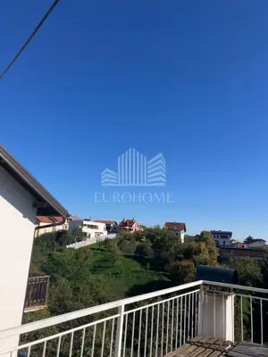 Semi-detached house in Remete, 654 m², quiet street - 15
