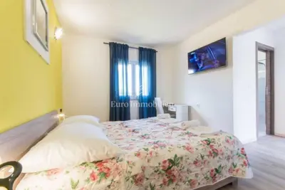 Villa 270 m², Labin - eingezäunter Garten und privater Pool - 19