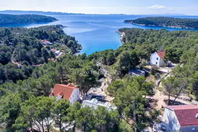 Kuća na mirnoj lokaciji s pogledom na more - otok Brač - 17