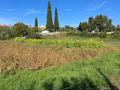 Building plot 1,089 m², Rakotule - open view of Motovun - 2