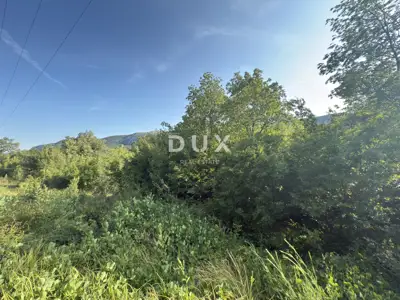 Landwirtschaftliches Grundstück, Tribalj - Blick auf Tribaljsko jezero