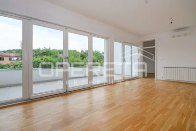 Wohnung zum Kauf in Gračani, 256 m²