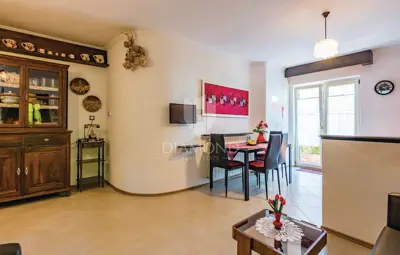 Novigrad, apartmanska kuća 700 m do mora! - 9