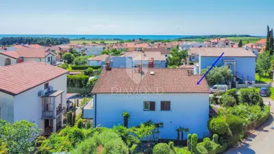 Novigrad, apartmanska kuća 700 m do mora!