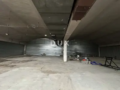 Zadar, Gaženica - Warehouse space 250 m² - 2