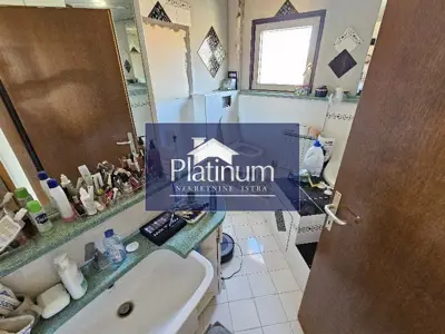 Haus 276 m², Umag - 4 Wohneinheiten und 100 m vom Meer - 9