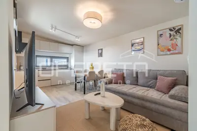 Wohnung 65 m², Umag Umgebung - in Meeresnähe und ruhige Lage