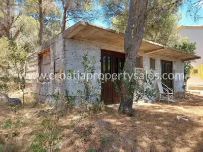 Haus 41 m², Otok Vis - ruhige Siedlung neben dem Kiefernwald