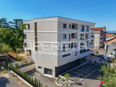 Wohnung zum Kauf in Kraljevica, 82,8 m² - 1