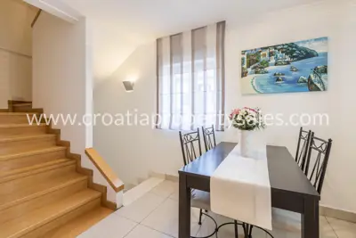 Apartment 100 m², Split - center and 300 m from Riva - 15