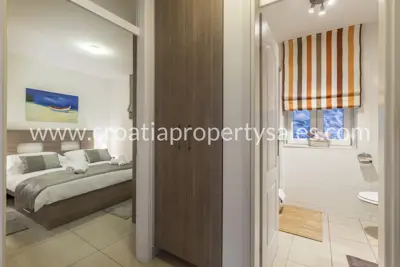 Apartment 100 m², Split - center and 300 m from Riva - 12