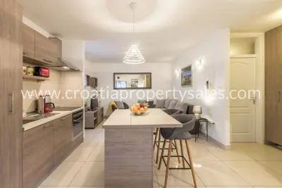 Apartment 100 m², Split - center and 300 m from Riva - 3