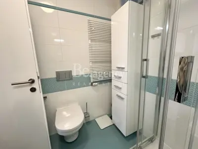 Donji grad, 45 m², furnished, loggia, garage parking space - 9