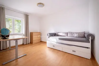 Kuća 209 m², Dugopolje - renovirana i podijeljena na 2 stana - 16