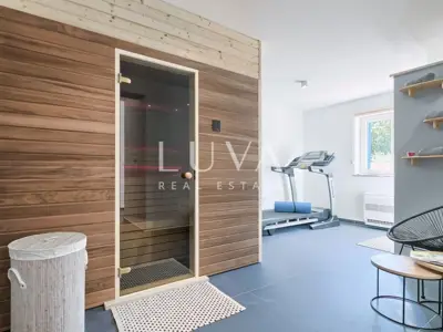 Umgebung von Labin, Luxushaus mit Pool zu verkaufen - 10