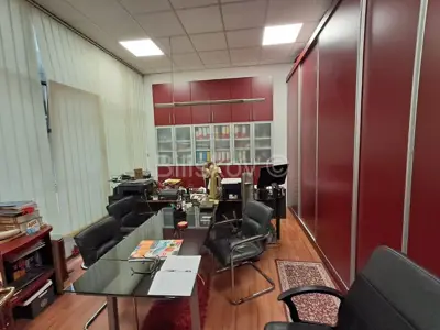 Büro in Split Poljud zu vermieten