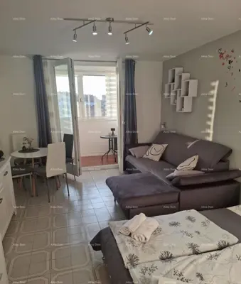 Stan, Umag, 2. kat, renoviran i namješten - 2