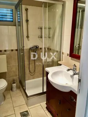House 178 m², Hreljin - sea view and yard - 12