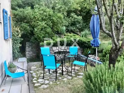 House 178 m², Hreljin - sea view and yard - 2