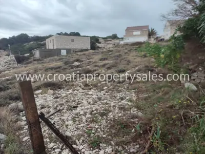 Građevinsko zemljište 462 m², Otok Brač - prvi red do mora - 4