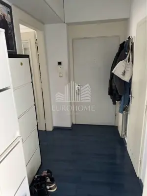 Apartment 80 m², Donji grad, four-room and dual-aspect oriented - 8