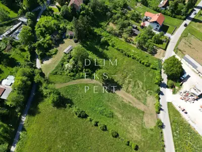 Paruževina, Veliko zemljište sa starim objektima, 5918 m² - Paruževina