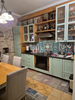 MURTER, BETINA - OPPORTUNITY! Exclusive stone house with courtyard - 11