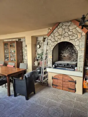MURTER, BETINA - OPPORTUNITY! Exclusive stone house with courtyard - 4