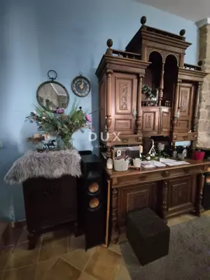 MURTER, BETINA - OPPORTUNITY! Exclusive stone house with courtyard - 9