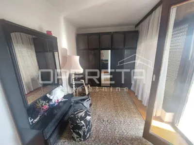 House 312 m², Vugrovec, quiet location and office space - 16