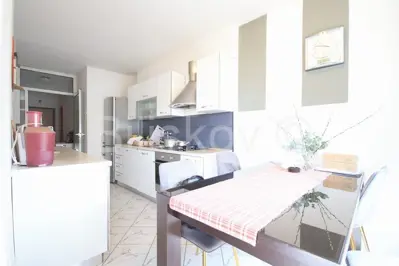 Stan 55 m², Split Bol, mirna lokacija blizu centra - 5