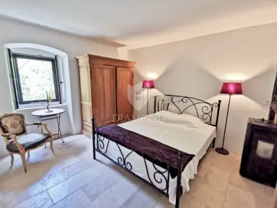 Kuća 174 m², Labin okolica, bazen i okućnica 1.947 m² - 10